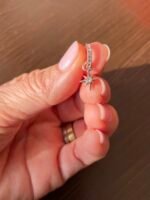 Argollas con Cristal Austriaco y Charm Estrella de Brújula en Oro Rosa - Imagen 2