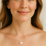 Collar Corazón Alana con Cristales Transparentes en Rodio - Imagen 2