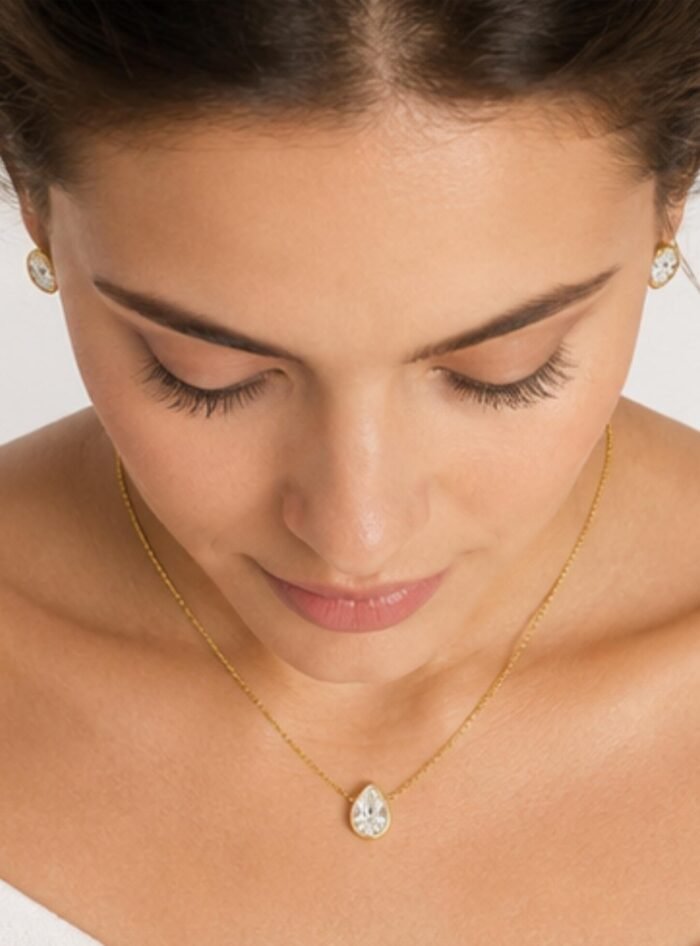 collar-gota-oro-cristales-austria-transparente-mujer