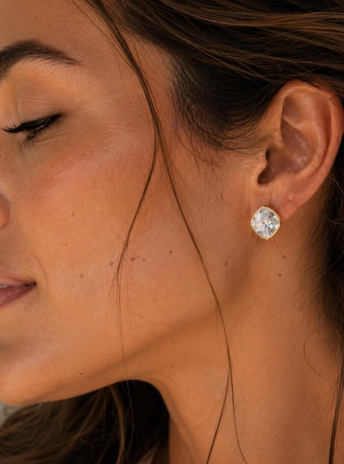 Aros Cushion 12 mm con Cristales Transparentes en Oro - Imagen 4
