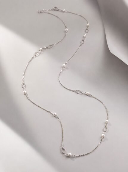 collar-ideal-para-mujeres que-buscan-una-joya sofisticada-femenina-y- fácil-de-combinar.