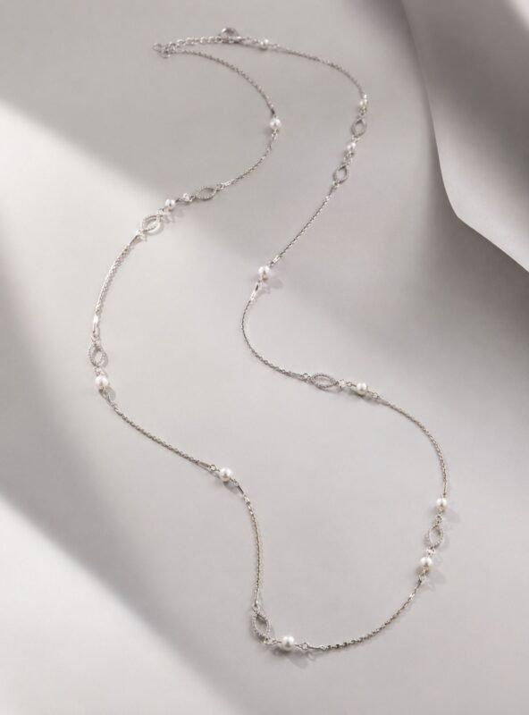 collar-ideal-para-mujeres que-buscan-una-joya sofisticada-femenina-y- fácil-de-combinar.