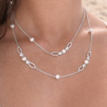 collar-plata-con-perlas-y- cristales